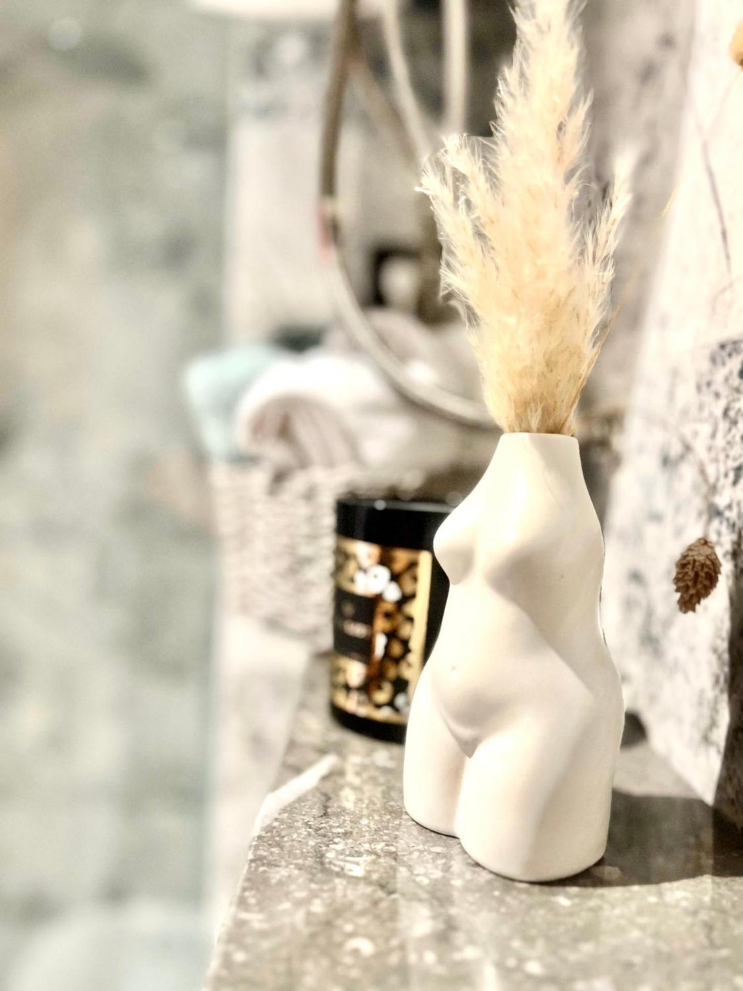 New Modern 1 Bedroom 1Min Fr Tramway Casablanca Bagian luar foto